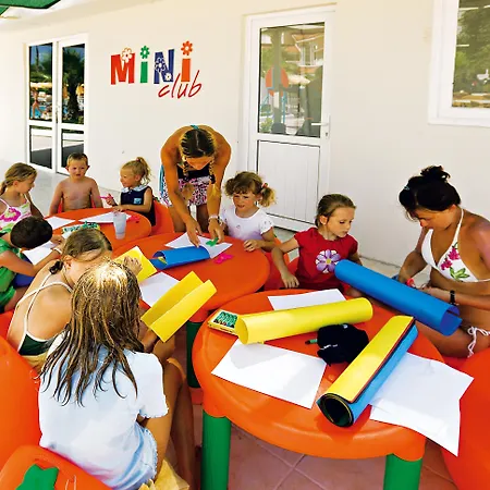 リゾート Febeach