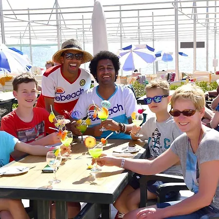 Febeach Üdülőközpont Side