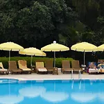 منتجع Febeach