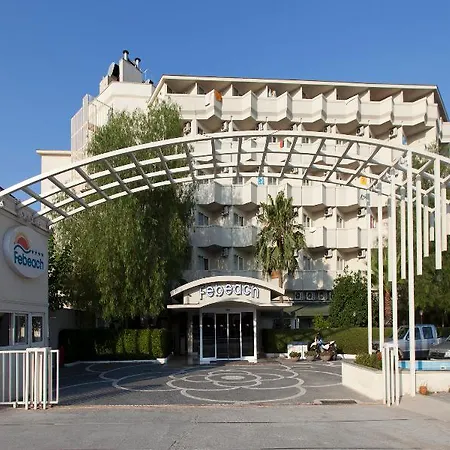 Febeach Курортный комплекс 4*