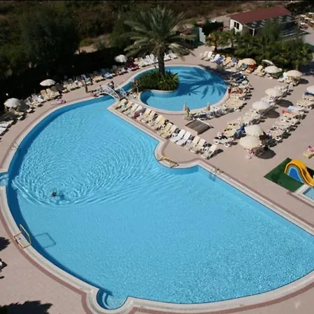 Курортный комплекс Febeach Сиде