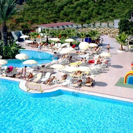 Курортный комплекс Febeach Сиде