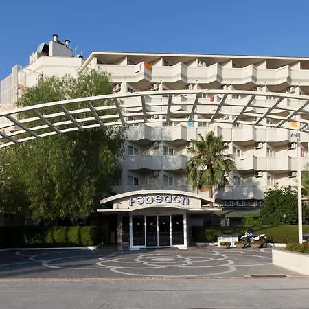 Febeach منتجع 4*